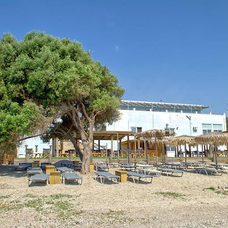 Epipleon Luxury Suites -102- Δωμάτιο 45Τμ Με Βεράντα 35Τμ Μπροστά Στη Θάλασσα Návpaktosz Kültér fotó